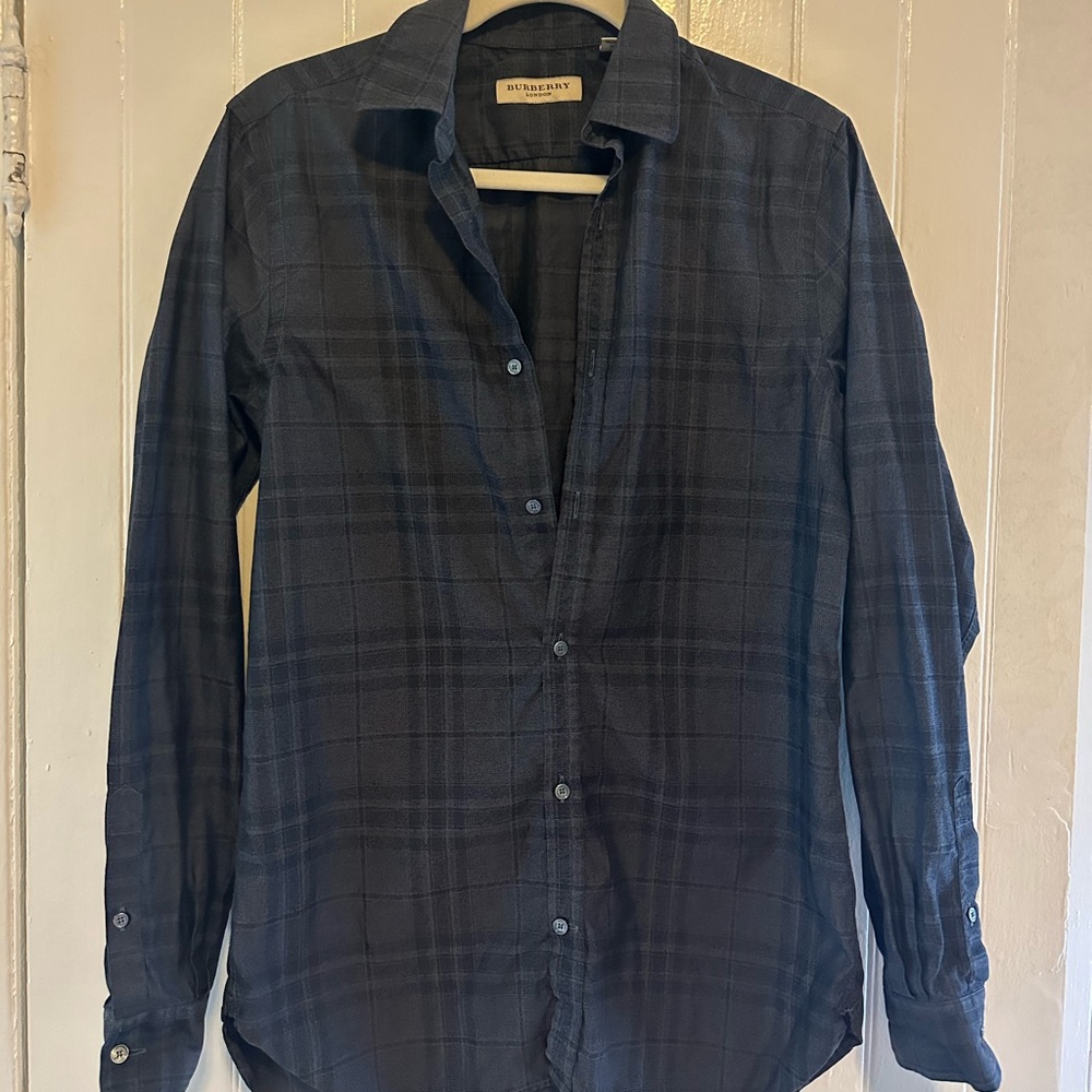 Burberry men’s button down/dress shirt